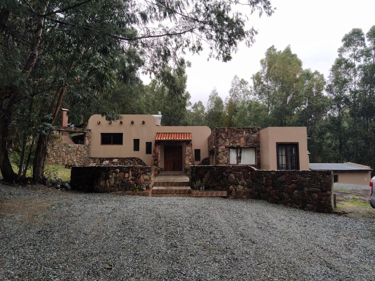 El Bosque De Las Animas Villa Тандил Екстериор снимка